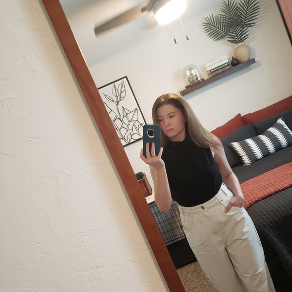 Express Mock Tank Top - Picture 2 of 6